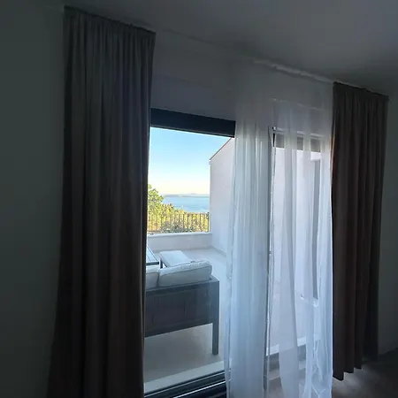 La Mia Ivana With Pool And View Villa Kastela