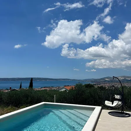 Villa La Mia Ivana With Pool And View *